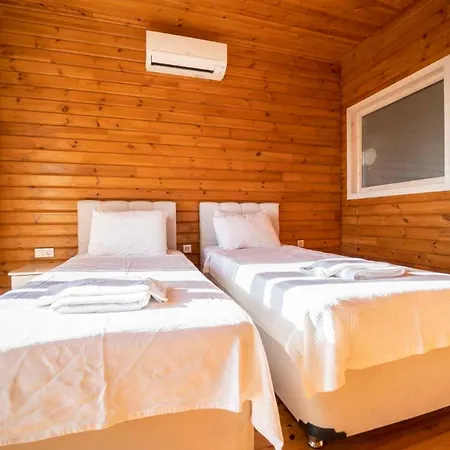 Eco Maria Kalkan